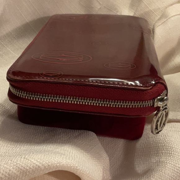 EC - Beautiful Cartier Happy Birthday print red long zip around wallet - Picture 4 of 12